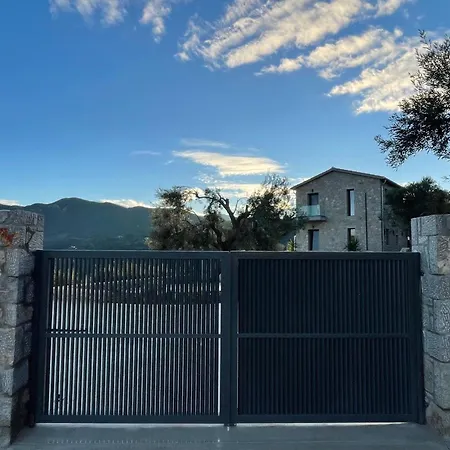 Omorfi Apartman Katúna