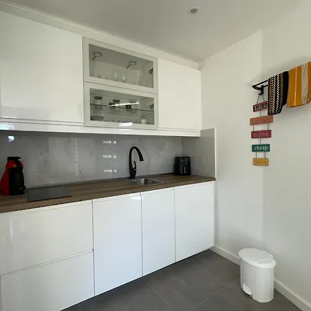 Omorfi Apartman Katúna