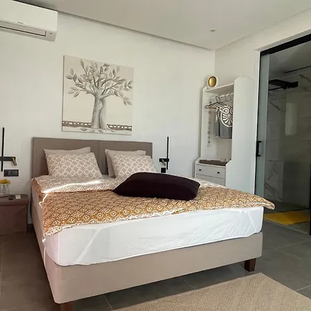 Apartment Omorfi